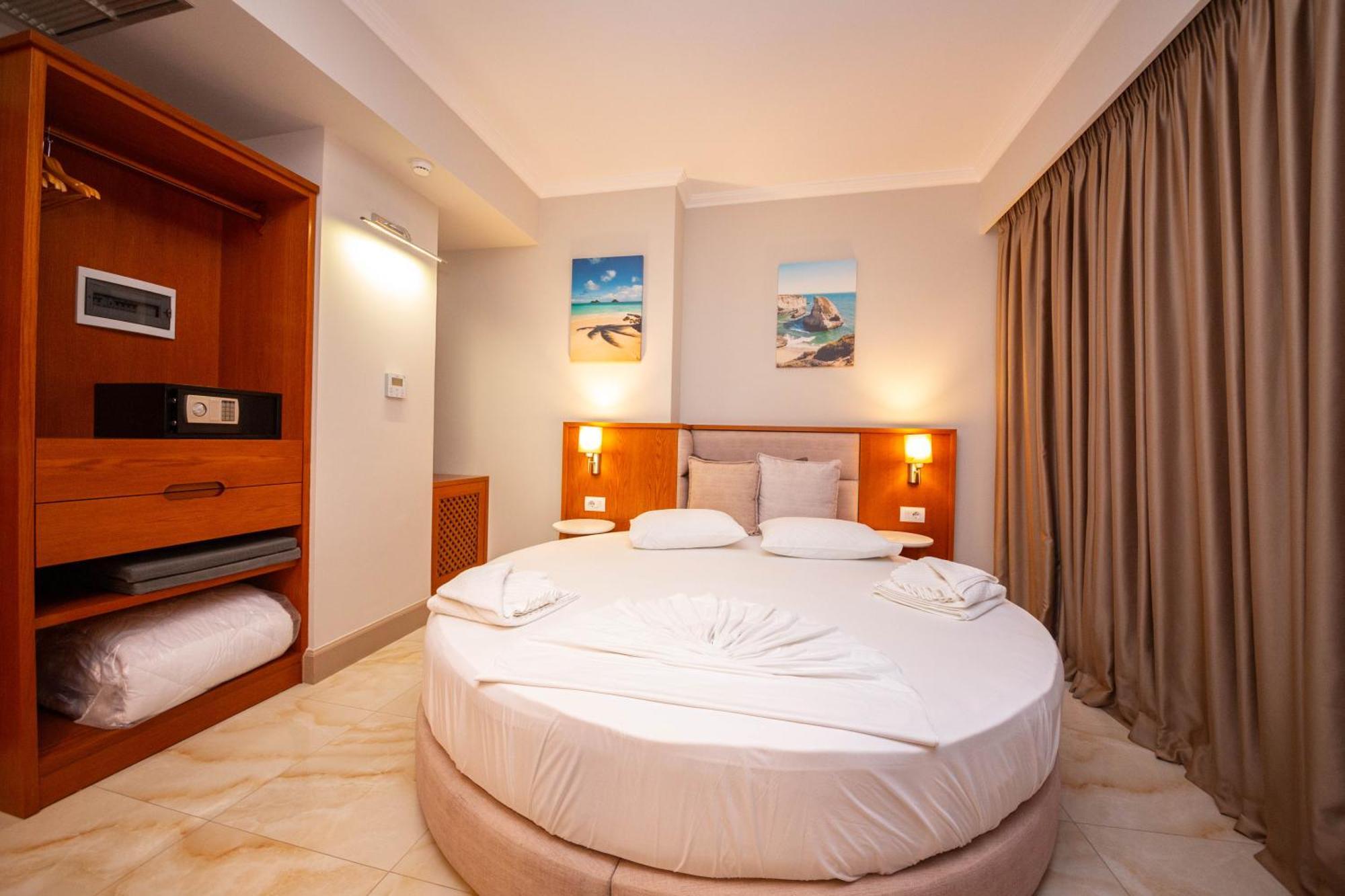 Hotel Sole Mare Ksamil Luaran gambar